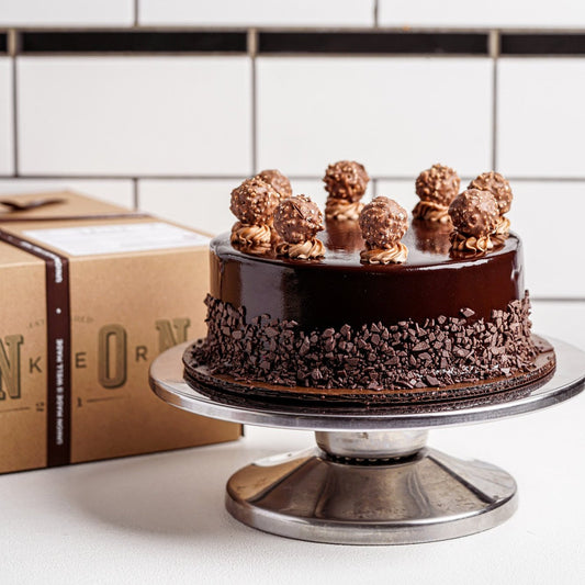 Nutella Ferrero Cake